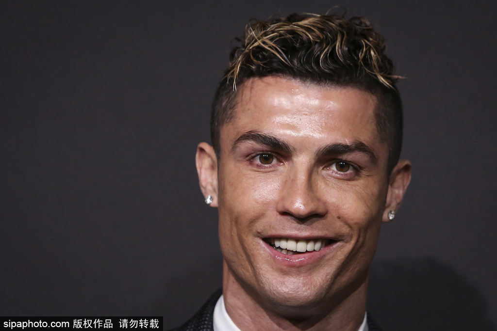 状态断崖！切尔西7场不败告终，爆冷负于保级队利兹联（七场不败作古！切尔西爆冷不敌保级队利兹联）