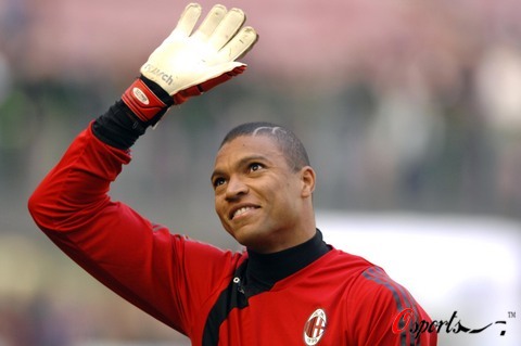 体坛：狼队想与徐彬签约4-5年，球员已搭乘航班前往英国