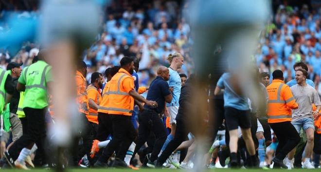 英超半场：泰特、威尔逊破门，维卡里奥送空门，热刺2-0富勒姆（英超半场战报：热刺2-0富勒姆，泰特、威尔逊破门，维卡里奥失误送空门）