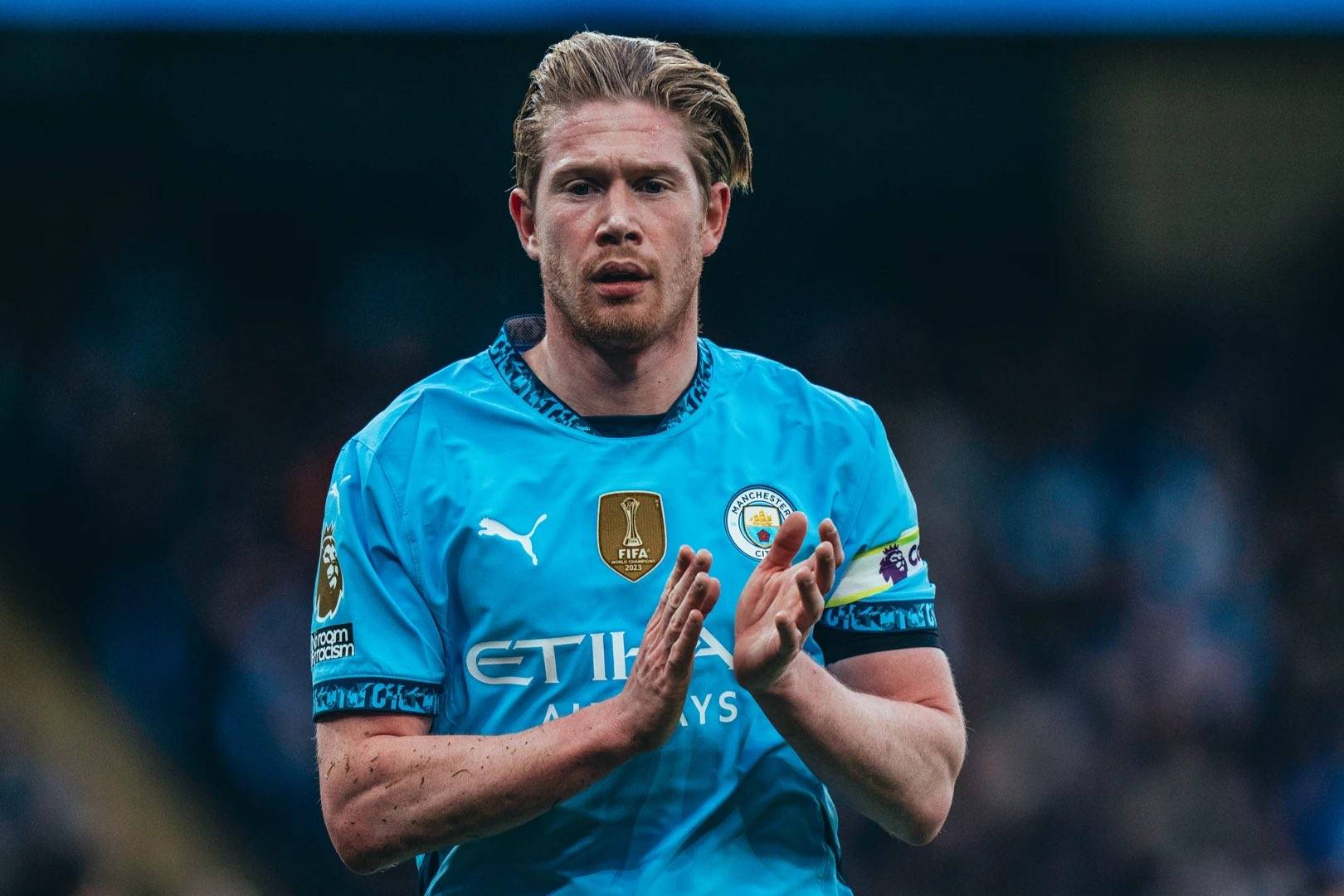 实况足球：又送高光+精选啦! 新普拉蒂尼登场!（实况足球：高光与精选再度来袭，普拉蒂尼新卡亮相！）