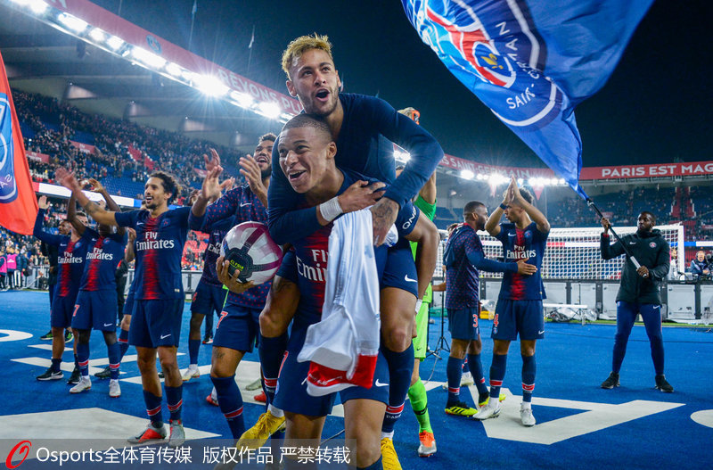 记者：热刺、红军有意红牛球员迪奥曼德，都已和球员团队接触