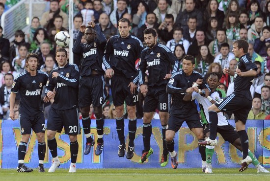 皇马官方确认米利唐左腿股二头肌撕裂将缺阵4个月