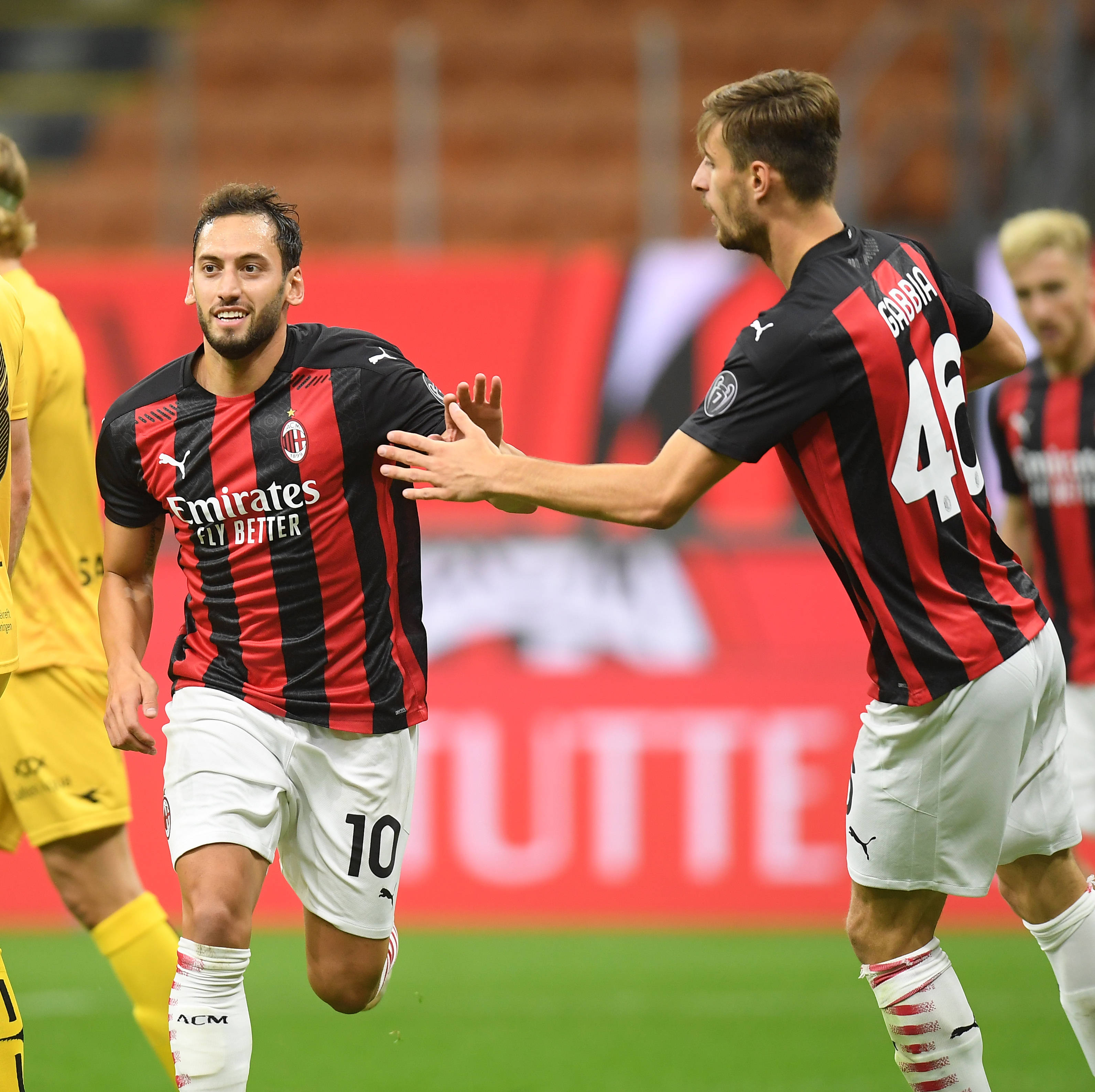 董宇：足协杯未捧杯成遗憾，感谢携手走过数载春秋的所有人（董宇：无缘足协杯成憾，感谢多年一路相伴的每一个人）